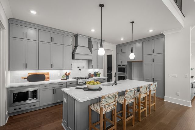 1103 Maplehurst Ln, Nashville, TN 37204