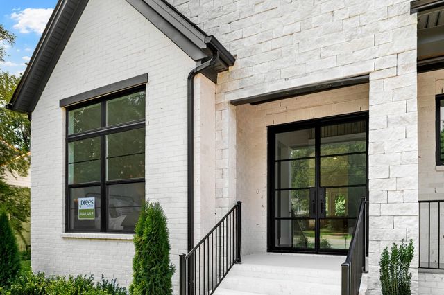 1103 Maplehurst Ln, Nashville, TN 37204