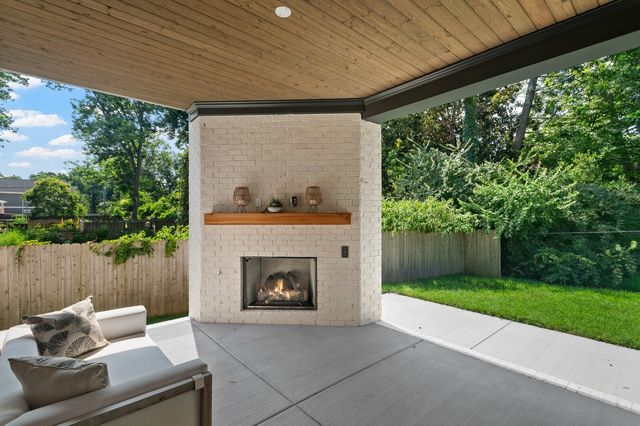 1103 Maplehurst Ln, Nashville, TN 37204