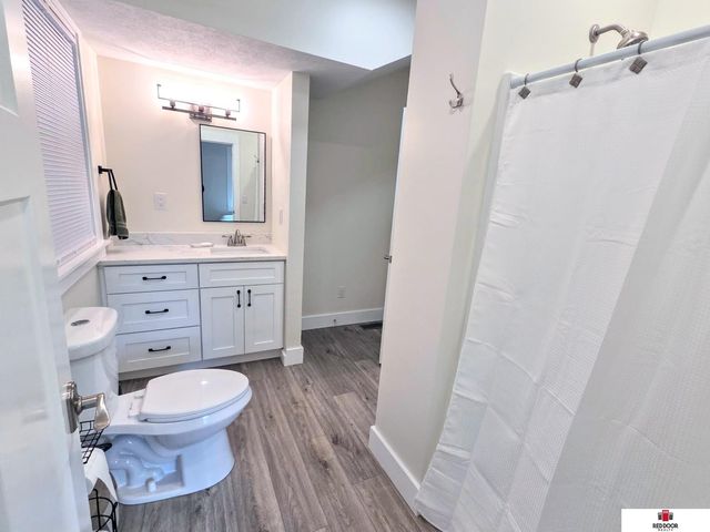 9501 O Street, Lincoln, NE 68520