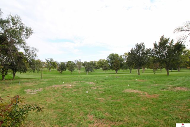 9501 O Street, Lincoln, NE 68520