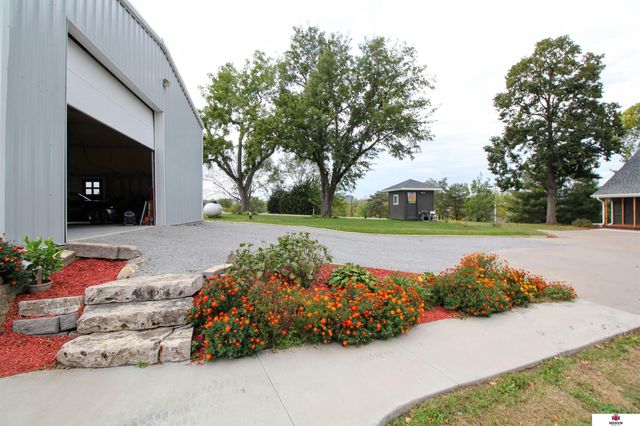 9501 O Street, Lincoln, NE 68520