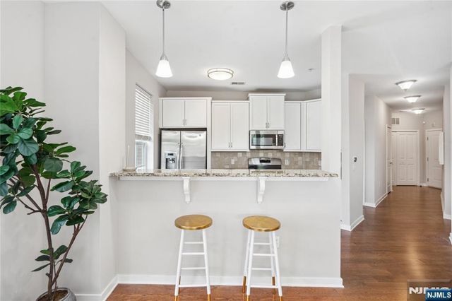 443 2nd Street 412, Jersey City, NJ 07302