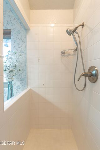 401 Sharondale Drive, El Paso, TX 79912