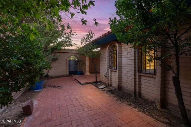 401 Sharondale Drive, El Paso, TX 79912