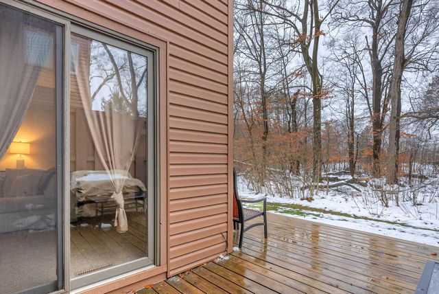 1801 Earthstone Drive, Valparaiso, IN 46383