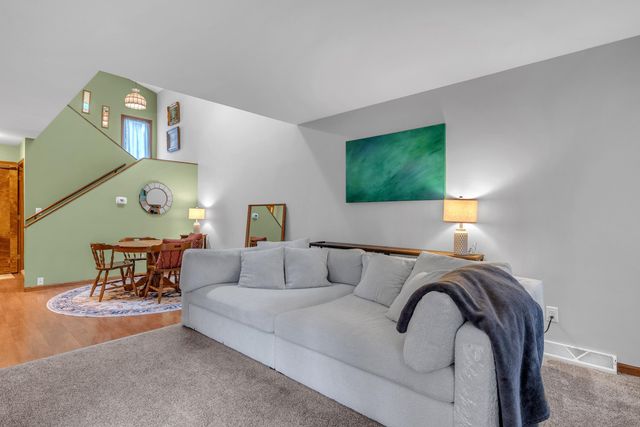 1801 Earthstone Drive, Valparaiso, IN 46383