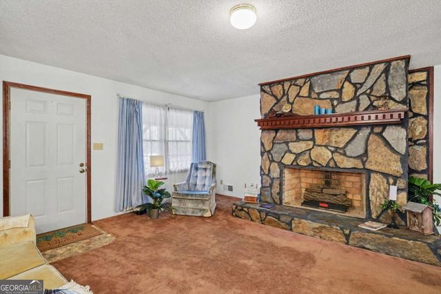 40 New Salem Drive, Mcdonough, GA 30253