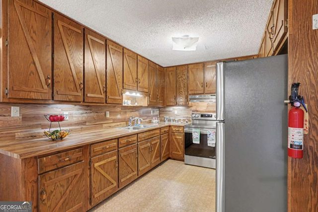 40 New Salem Drive, Mcdonough, GA 30253