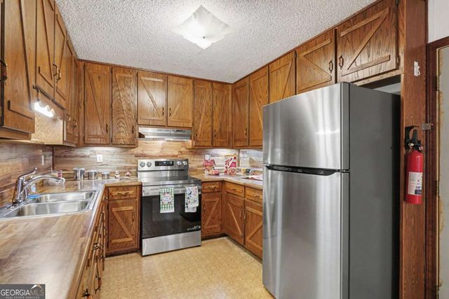 40 New Salem Drive, Mcdonough, GA 30253