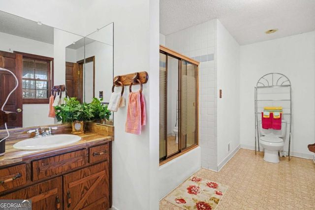 40 New Salem Drive, Mcdonough, GA 30253