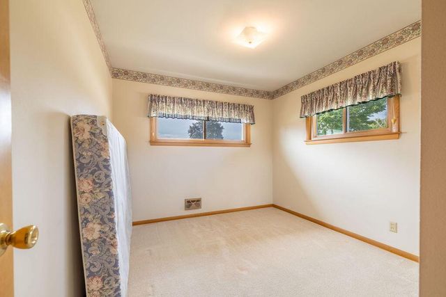 3828 E Van Eimeren AVENUE, Cudahy, WI 53110