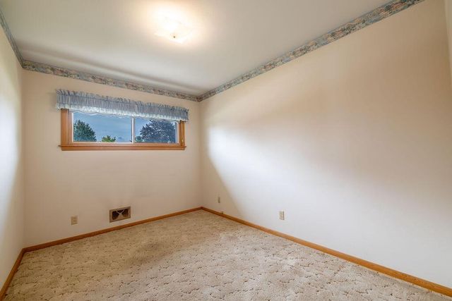 3828 E Van Eimeren AVENUE, Cudahy, WI 53110