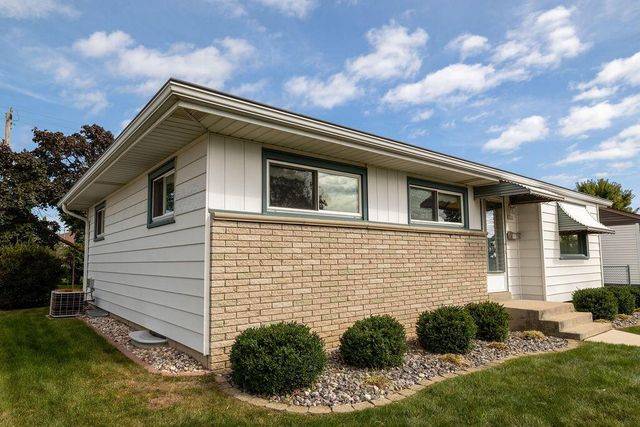 3828 E Van Eimeren AVENUE, Cudahy, WI 53110