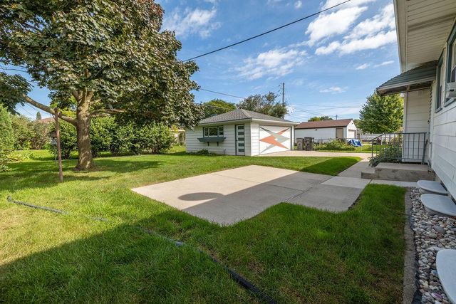 3828 E Van Eimeren AVENUE, Cudahy, WI 53110