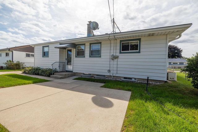 3828 E Van Eimeren AVENUE, Cudahy, WI 53110