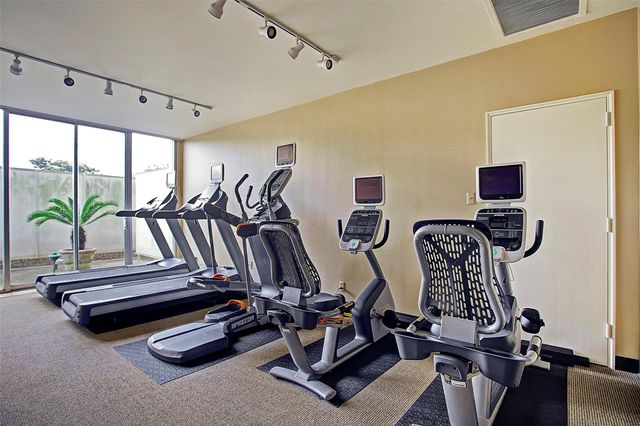 3711 San Felipe Street 5I, Houston, TX 77027