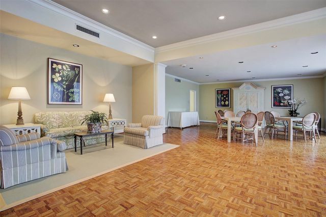 3711 San Felipe Street 5I, Houston, TX 77027