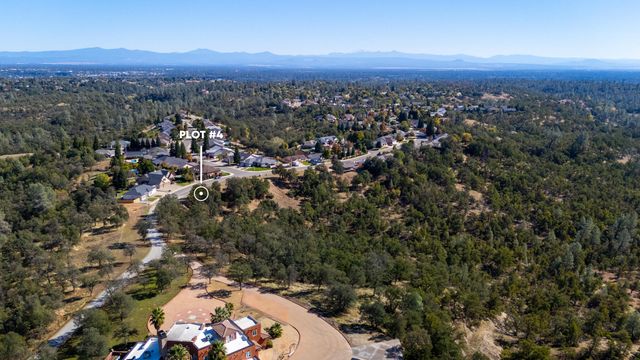 4235 Sunglow Drive, Redding, CA 96001