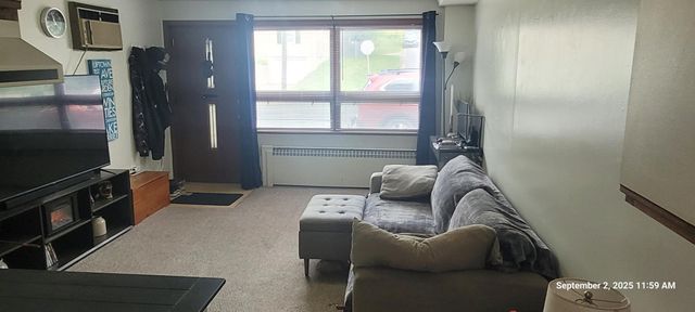 1368 7th Street E, Saint Paul, MN 55106