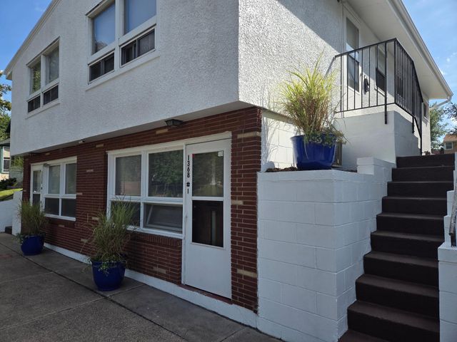 1368 7th Street E, Saint Paul, MN 55106