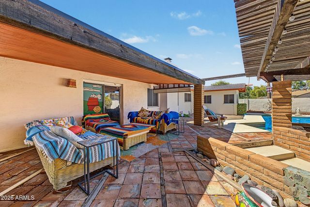 1200 W LAREDO Street, Chandler, AZ 85224