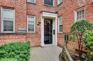 776 Bronx River B47, Bronxville, NY 10708
