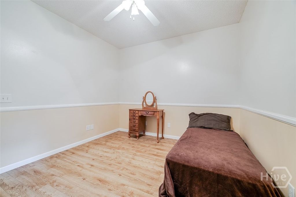 Image 27 of property listing at 102 Saint Andrews Road, Rincon, GA 31326