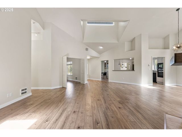 89 SAILORS RAVINE Ct, Florence, OR 97439