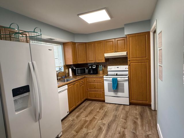 655 Kingfish Place, North Palm Beach, FL 33408