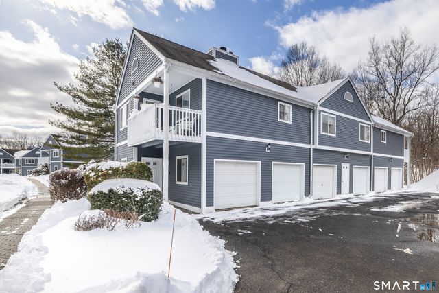 208 Windgate Circle B, Monroe, CT 06468