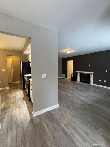 208 Windgate Circle B, Monroe, CT 06468