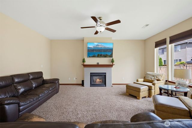 916 Boatman Avenue NW, Orting, WA 98360