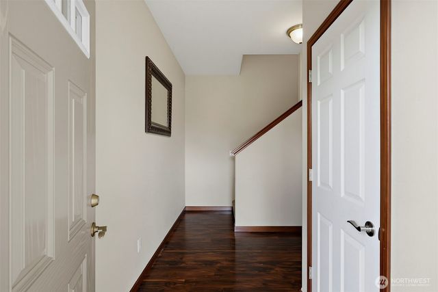 916 Boatman Avenue NW, Orting, WA 98360