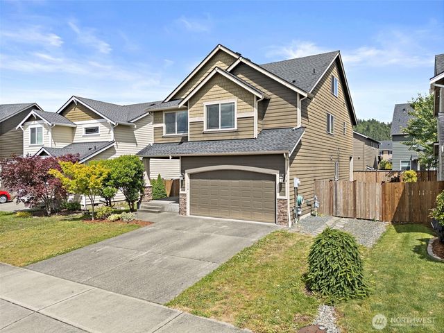 916 Boatman Avenue NW, Orting, WA 98360