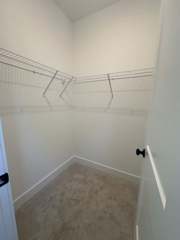 1424 Shallow Creek Dr, Spring Hill, TN 37174