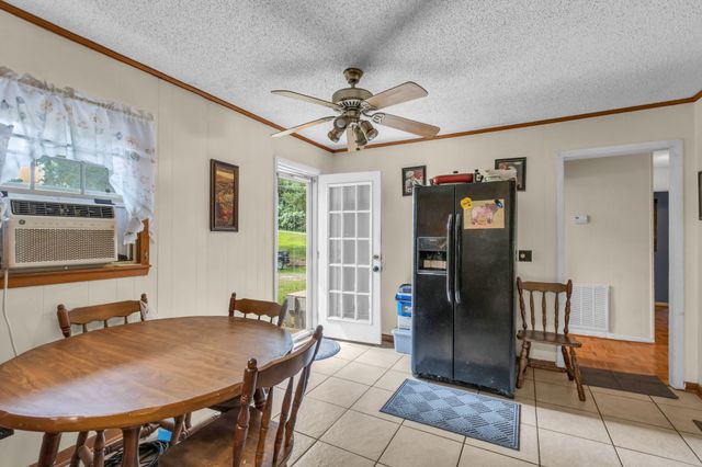 1337 Toy Slatten Rd, Sparta, TN 38583