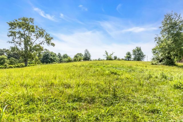 1337 Toy Slatten Rd, Sparta, TN 38583