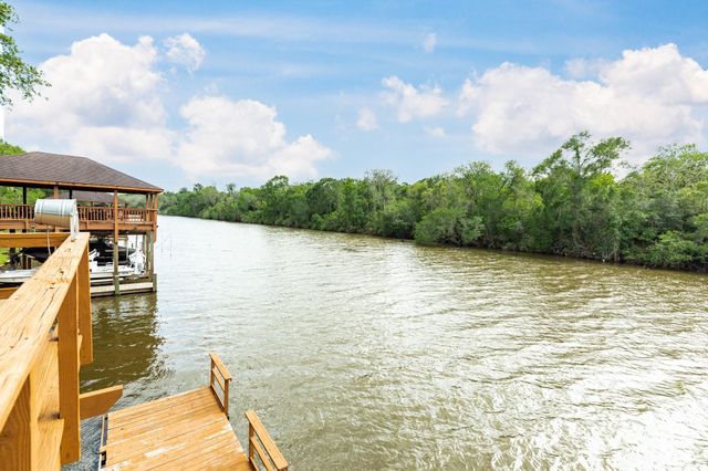 1625 County Road 244a, Brazoria, TX 77422