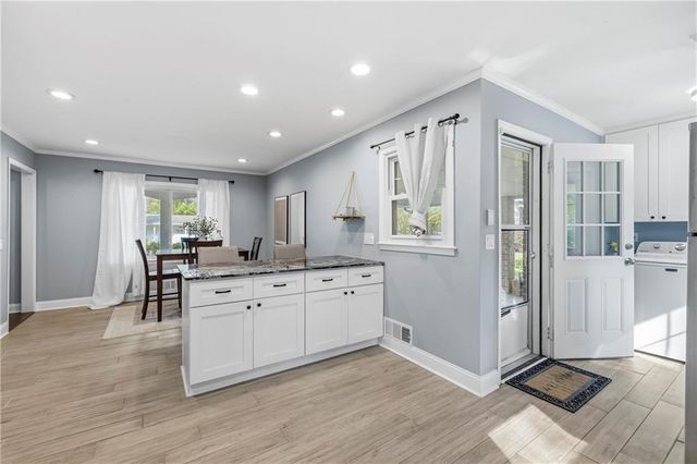 1373 Sanden Ferry Drive, Decatur, GA 30033