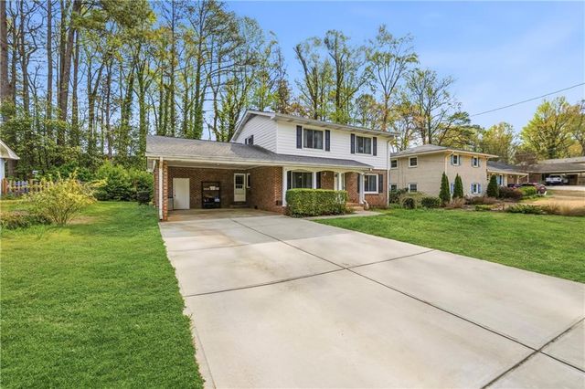 1373 Sanden Ferry Drive, Decatur, GA 30033