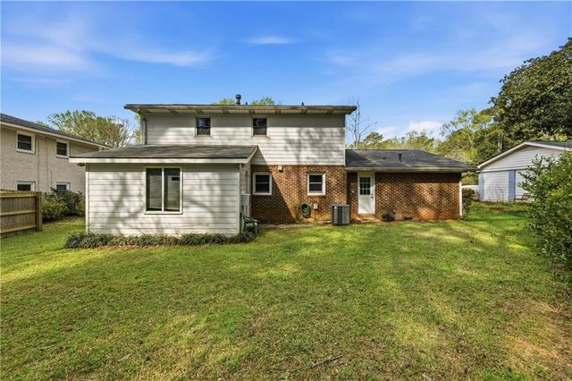 1373 Sanden Ferry Drive, Decatur, GA 30033