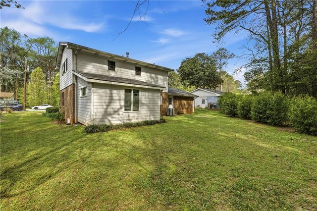 1373 Sanden Ferry Drive, Decatur, GA 30033