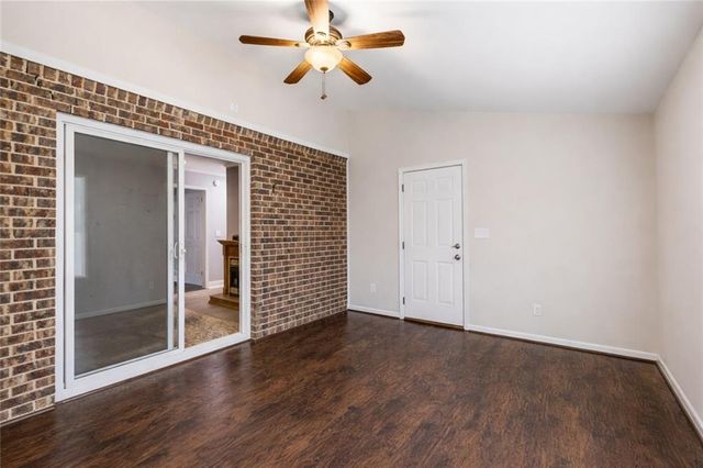 1373 Sanden Ferry Drive, Decatur, GA 30033