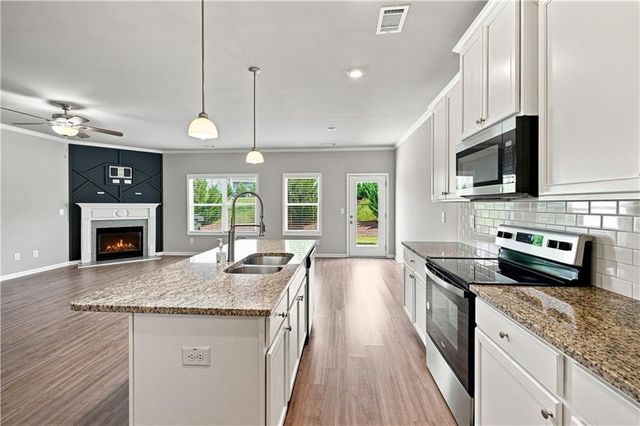 5149 Fox Den Road, Oakwood, GA 30566