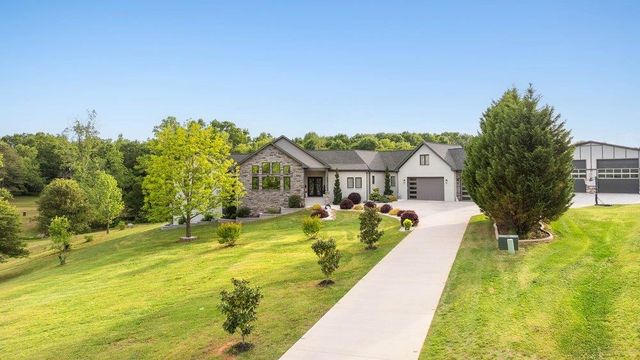 2340 Runion Road, Inman, SC 29349