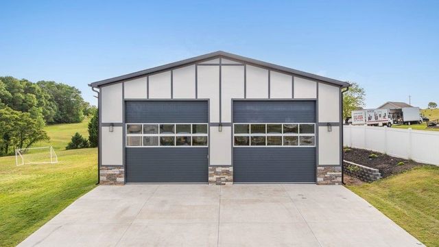 2340 Runion Road, Inman, SC 29349
