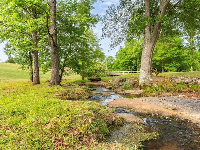 2340 Runion Road, Inman, SC 29349