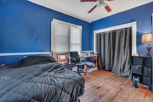 1713 W 9TH Street, Davenport, IA 52804