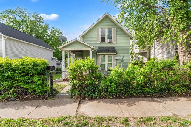 1713 W 9TH Street, Davenport, IA 52804